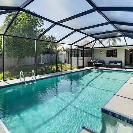 Canal-Front Vacation Rental With Gulf Access!